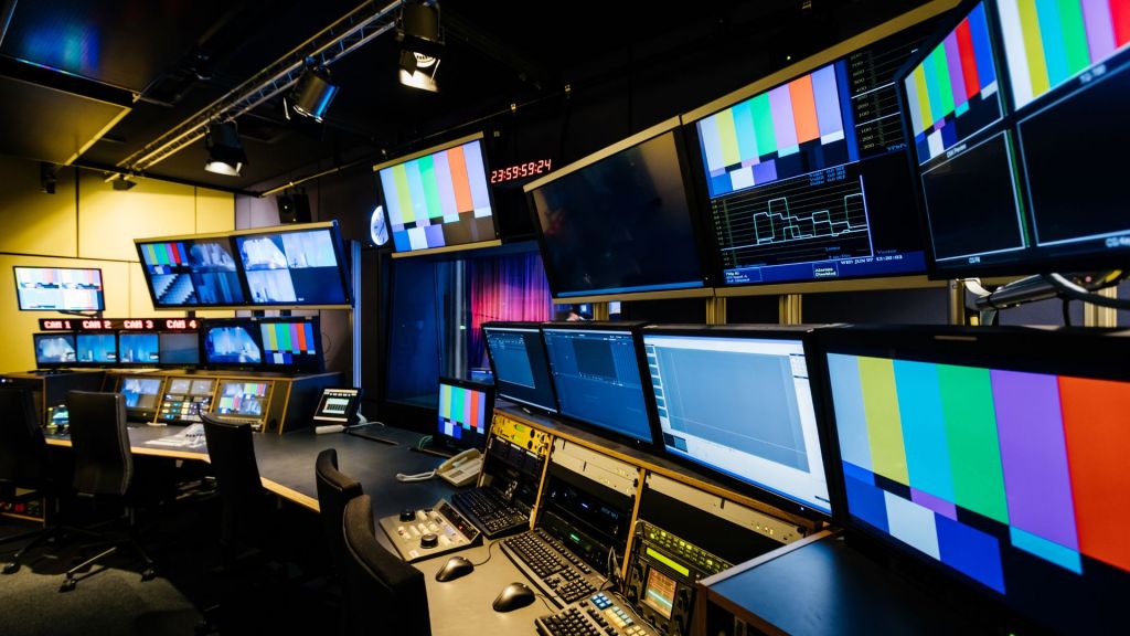 studio SDVoE DEXON